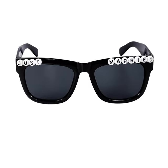 Lentes Just Married